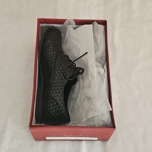 Refresh Black Woven Lace Up Women's Flats Size 8 Round Toe Rubber Sole Casual